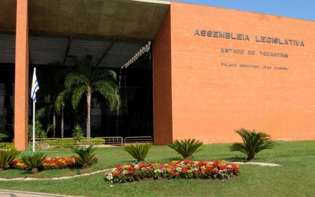 Aleto renova 30% das cadeiras e reelege 17 deputados nas eleições