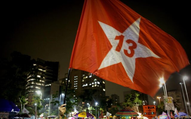 Esquerda critica boicotes a petistas, mas já promoveu campanhas contra empresas e jornais