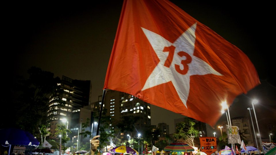Esquerda critica boicotes a petistas, mas já promoveu campanhas contra empresas e jornais