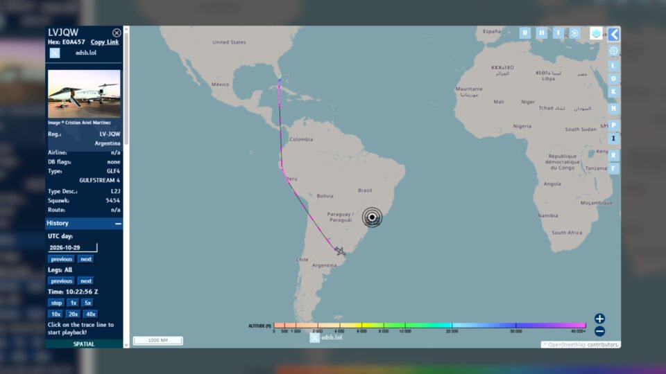 Jato que levou Flávio a Miami volta a Buenos Aires sem entrar no espaço aéreo brasileiro