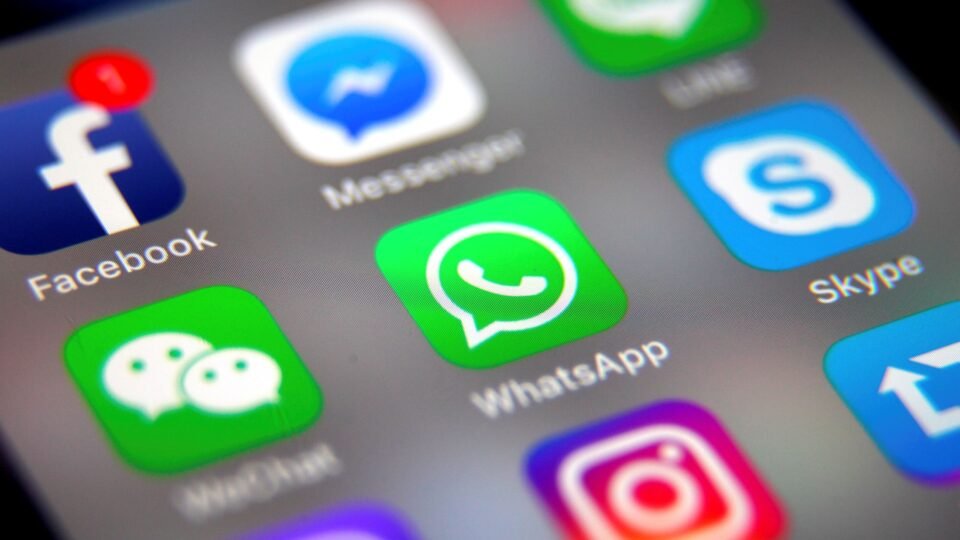 Justiça obriga Meta a excluir posts que estimulam demissão por divergência política