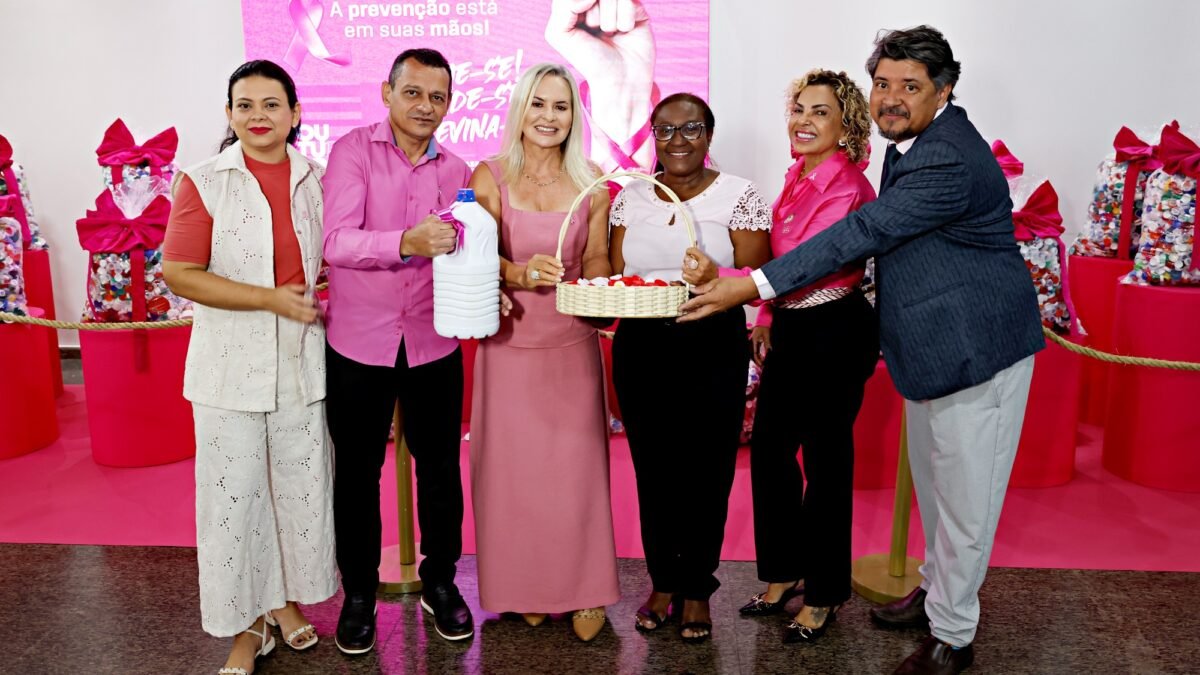 Outubro Rosa: Aleto entrega doações para Associação de Combate ao Câncer de Palmas